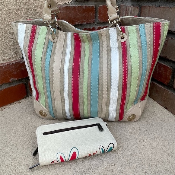 Sigrid Olsen 🌺 Striped Canvas and Leather Tote Bag w/matching wallet - Picture 2 of 13